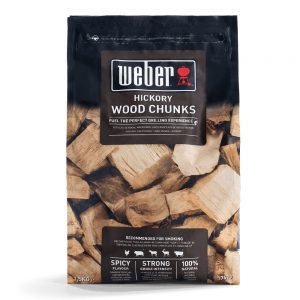 Grandi pezzi di legno (chunks) di hickory, dall'aroma intenso, per affumicare tutti i tipi di carne.