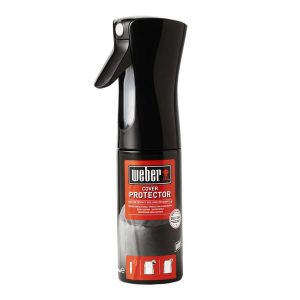 Spray detergente e protettivo per tutti i tipi di coperture per barbecue in poliestere.