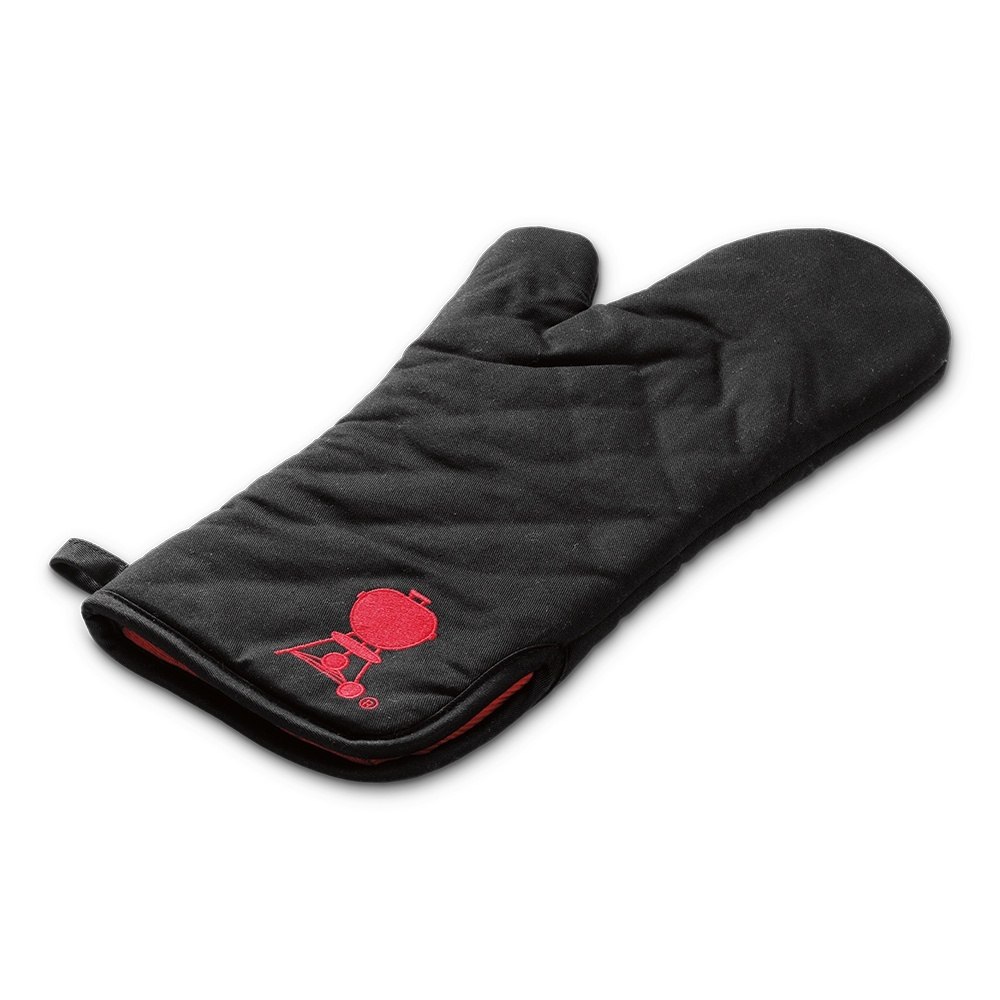 Guanto termico nero per proteggere la mano e l’avambraccio dal calore della griglia.