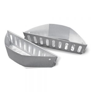 Coppia di cestelli porta carbone in alluminio compatibili con tutti i barbecue a carbone da 57 cm.