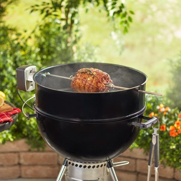 Girarrosto elettrico in acciaio inox con anello di supporto, compatibile con tutti i barbecue Weber a carbone da 57 cm.
