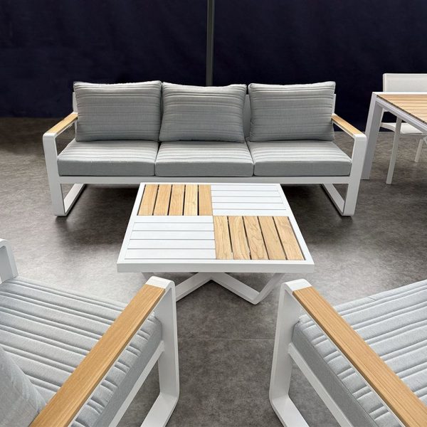 Salotto da Esterno Pisa in Alluminio Giardinia Outdoor - Bianco